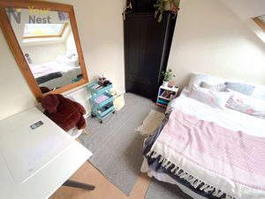 Photo 12- click for photo gallery